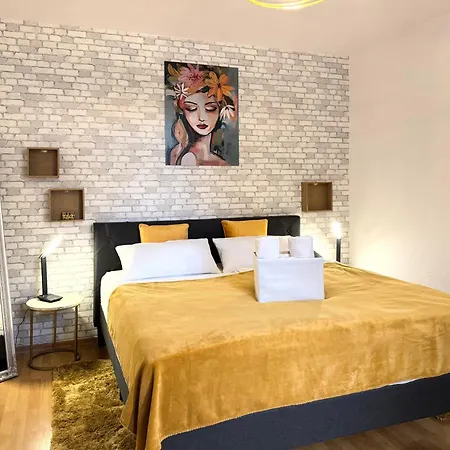 Newcityhome - - 3 Zi - Garden Flora - Urban Appartement