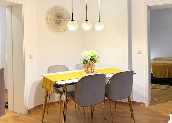 Newcityhome - - 3 Zi - Garden Flora - Urban Apartman *